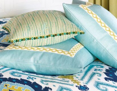 Luxury Decorative Pillows for a Sumptuous Summer Décor