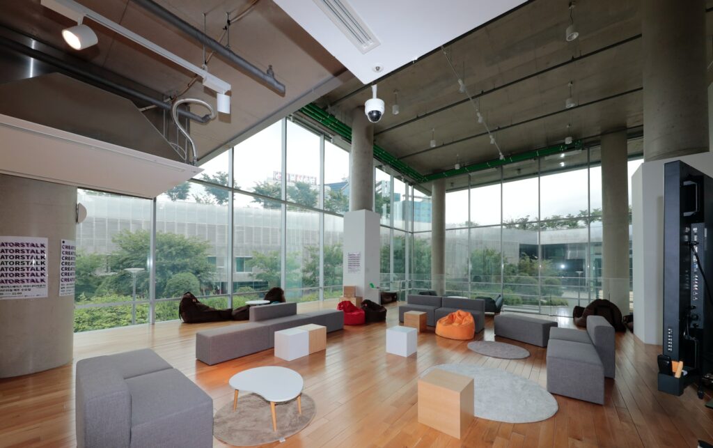 Embracing the Exciting Furniture Color Trends of 2023